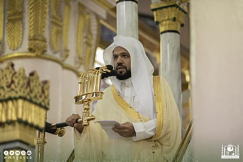 إمام وخطيب المسجد النبوي أحمد الحذيفي