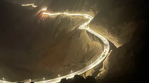 عقبة شعار