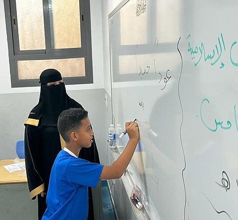 وسط استعدادات وتهيئة.. انتظام أكثر من 700 ألف طالب وطالبة بمدارس جدة ورابغ وخليص