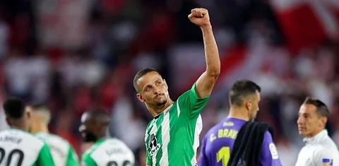 لويز فيليبي لاعب ريال بيتيس الإسباني