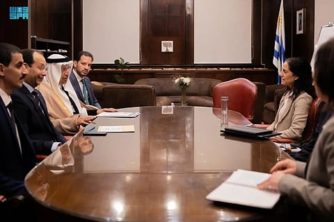 وزير الاستثمار يلتقي عددًا من المسؤولين في الأوروغواي لدعم التعاون المشترك