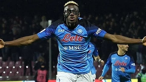 المهاجم النيجيري فيكتور أوسيمين