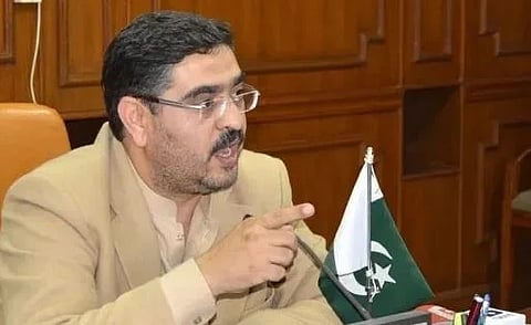 "أنوار الحق" يؤدي اليمين رئيسًا للحكومة الانتقالية في باكستان