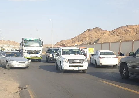 أهالي "حرازات جدة": مطالبات تحسين الطريق الجنوبي الغربي حبيسة أدراج "الأمانة" منذُ عامين
