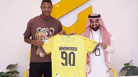 الحزم يتعاقد مع محمد باداموسي