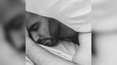 الاستلقاء على الظهر يدعم الفقرات