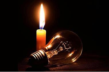 عطل بأحد المولدات يُغرق العاصمة التونسية في الظلام لقرابة 4 ساعات