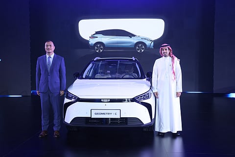 جيلي الوعلان تكشف عن جيلي جيومتري سي "Geely Geometry C"