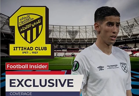 نايف أكرد لاعب وست هام يونايتد الإنجليزي
