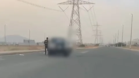 "مرور مكة" لها بالمرصاد.. مخالفات مؤثرة بينها "عكس السير" ومواطنون يثمنون