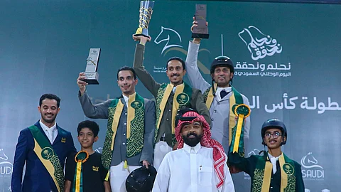 بمشاركة 200 فارس وفارسة.. اتحاد الفروسية يختتم بطولة كأس "اليوم الوطني الـ93 نحلم ونحقق" لقفز الحواجز