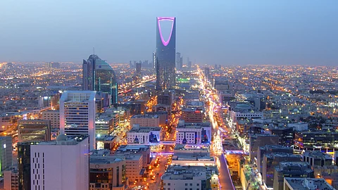 الأسرع نموًا بدول الـ 20.. "النقد الدولي": انخفاض البطالة بين السعوديين إلى أدنى مستوى تاريخي لها