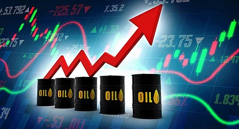 ارتفاع أسعار النفط بأكثر من دولار للبرميل في التعاملات الآسيوية المبكرة