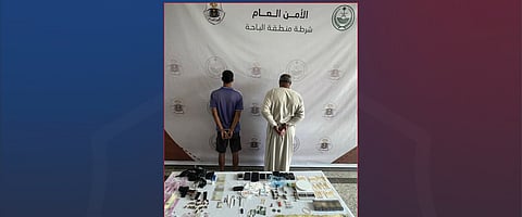 شرطة الباحة تقبض على شخصين اتّخذا من منزلهما وكرًا لترويج المخدرات