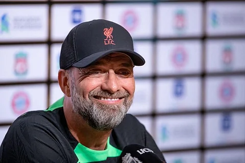 يورغن كلوب: الموقف حتى الآن لم يتغير.. عقد محمد صلاح ليس للبيع