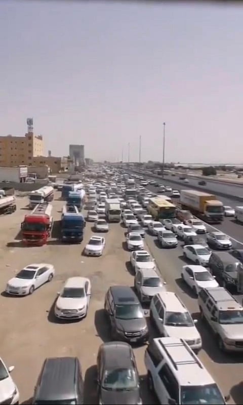 بعد شكاوى زحام وحوادث.. "أمانة الشرقية" تؤجل صيانة طرق وجسور "الدمام- الظهران"