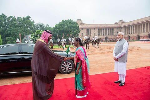 ولي العهد الأمير محمد بن سلمان خلال لقائه رئيسة الهند