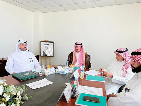 "محلي عفيف" يناقش الحاجة لتنفيذ طريق يربط المحافظة بجنوب المملكة