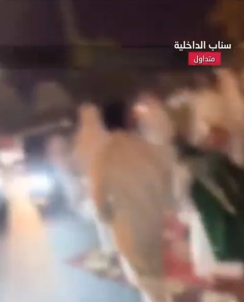 تبوك.. القبض على 4 أشخاص لتعطيلهم حركة السير في أحد الطرق