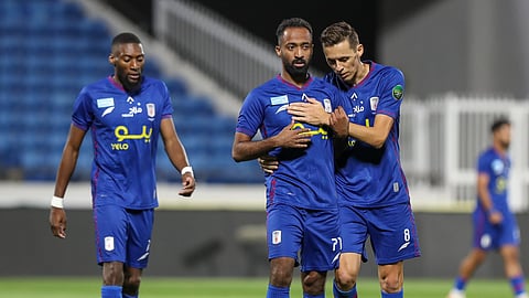 فرحة لاعبي أبها بتسجيل هدف الفوز على هجر