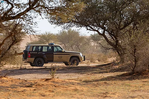 ضبط شخص قطَع المسيجات ودخل مناطق محظورة في محمية الإمام تركي بحثًا عن "الفقع"