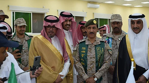 محافظ ظهران الجنوب محمد أبو سراح يشارك في الاحتفال باليوم الوطني الـ93