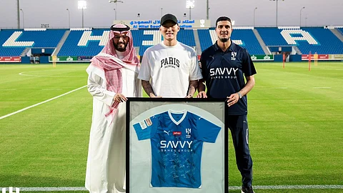 الهلال يودع الكوري الجنوبي: "شكرًا جانغ.. معًا كتبنا التاريخ"