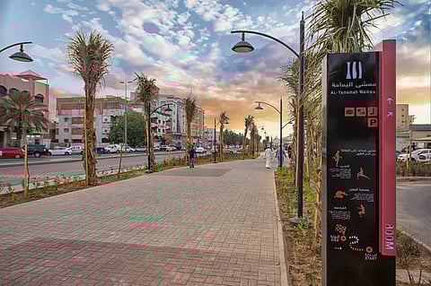 إقبال كبير وخدمات متنوعة.. أوقات ممتعة بـ"ممشى اليمامة" في جدة
