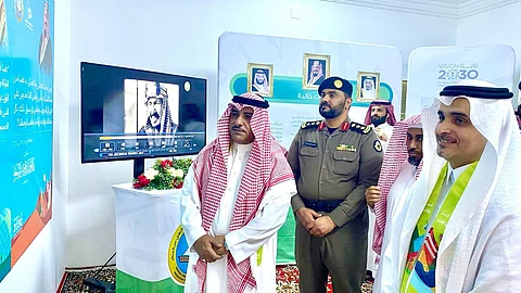 محافظ قلوة يزور هيئة الأمر بالمعروف ويُفعِّل معرض "ولاء"