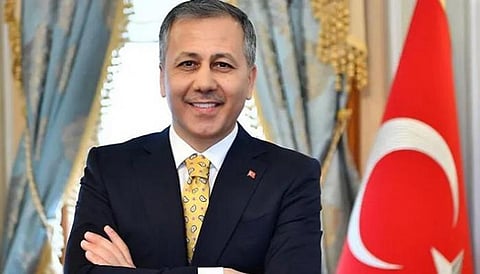وزير الداخلية التركي علي يرلي كايا