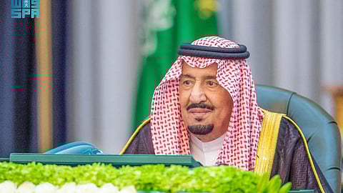 خادم الحرمين الشريفين الملك سلمان بن عبد العزيز يرأس جلسة مجلس الوزراء