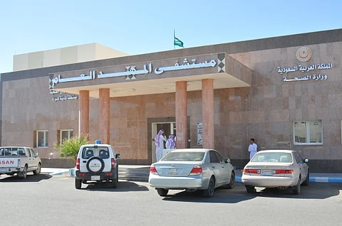 إنهاء معاناة ستينية من فتق ثلاثي بمستشفى المهد العام في المدينة المنورة