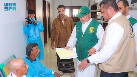 "إغاثي الملك سلمان" يدشن "نبض السعودية" لطب وجراحة العيون في المهرة باليمن