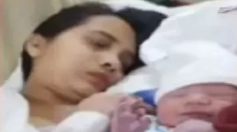 دخلت المستشفى بسبب آلام في المعدة.. هذه المرأة لم تعرف أنها حامل إلا لحظة ميلاد طفلتها