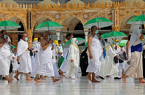 دعوة لضيوف الرحمن.. "العناية بالحرمين": نرجو الالتزام بالتعليمات الصحية وارتداء الكمامة