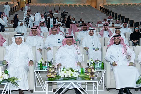 وزير التعليم يُدشّن الموسم الـ14 لاتحاد الجامعات.. ويكرّم المنجزين رياضيًّا