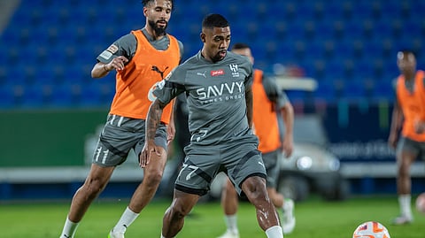 نيمار يغادر لبلاده.. والهلال يستعد لـ"الأخدود" بمناورة فنية