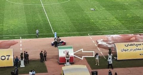 بالفيديو.. جماهير سباهان الإيراني: أزيلوا التمثال.. لا نريد كرة قدم سياسية