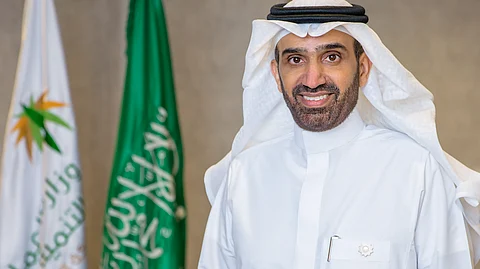 وزير الموارد البشرية والتنمية الاجتماعية أحمد بن سليمان الراجحي