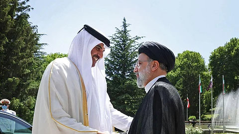 الرياض.. أمير قطر يستعرض مع الرئيس الإيراني سبل دعم علاقات البلدين