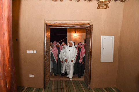 وزير الشؤون الإسلامية يزور مسجد الأطاولة التاريخي بمنطقة الباحة