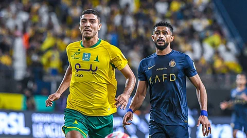 "فيتوريا" يستدعي "محمد شريف".. للانضمام إلى تشكيلة المنتخب المصري