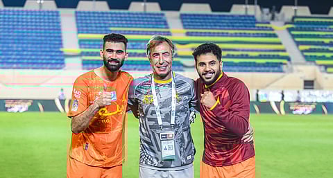 الخليج يجدد علاقته مع "الحيدري" حتى 2026