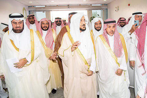 "آل الشيخ" يتفقد إدارة المساجد والدعوة والإرشاد في الأحساء ويبحث سبل التطوير