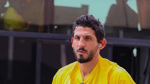 أندية الدوري الإنجليزي تتنافس للتعاقد مع "حجازي"