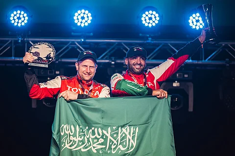 العالمي يزيد الراجحي يتألق رغم التحديات ويفوز بوصافة كأس العالم