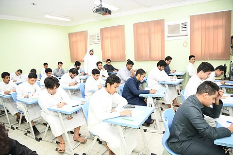 اليوم.. أكثر من 397 ألف طالب وطالبة بتعليم مكة يؤدون اختبارات الفصل الدراسي