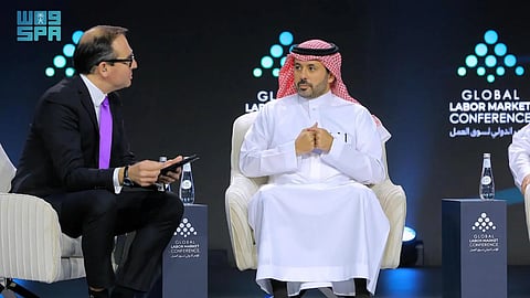 "الجعويني" يكشف عن دعم توظيف 330 ألف سعودي بالقطاع الخاص في 10 أشهر