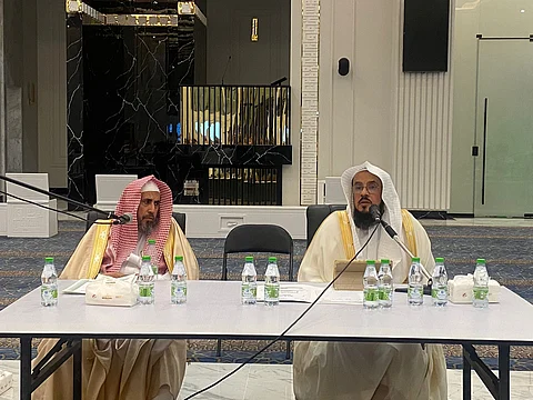 "وحدة الصف واجتماع الكلمة" ندوة توعوية بجامع "الشنيفي" بضرماء