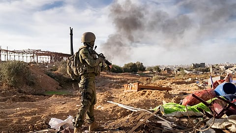 جانب من القصف الإسرائيلي على قطاع غزة